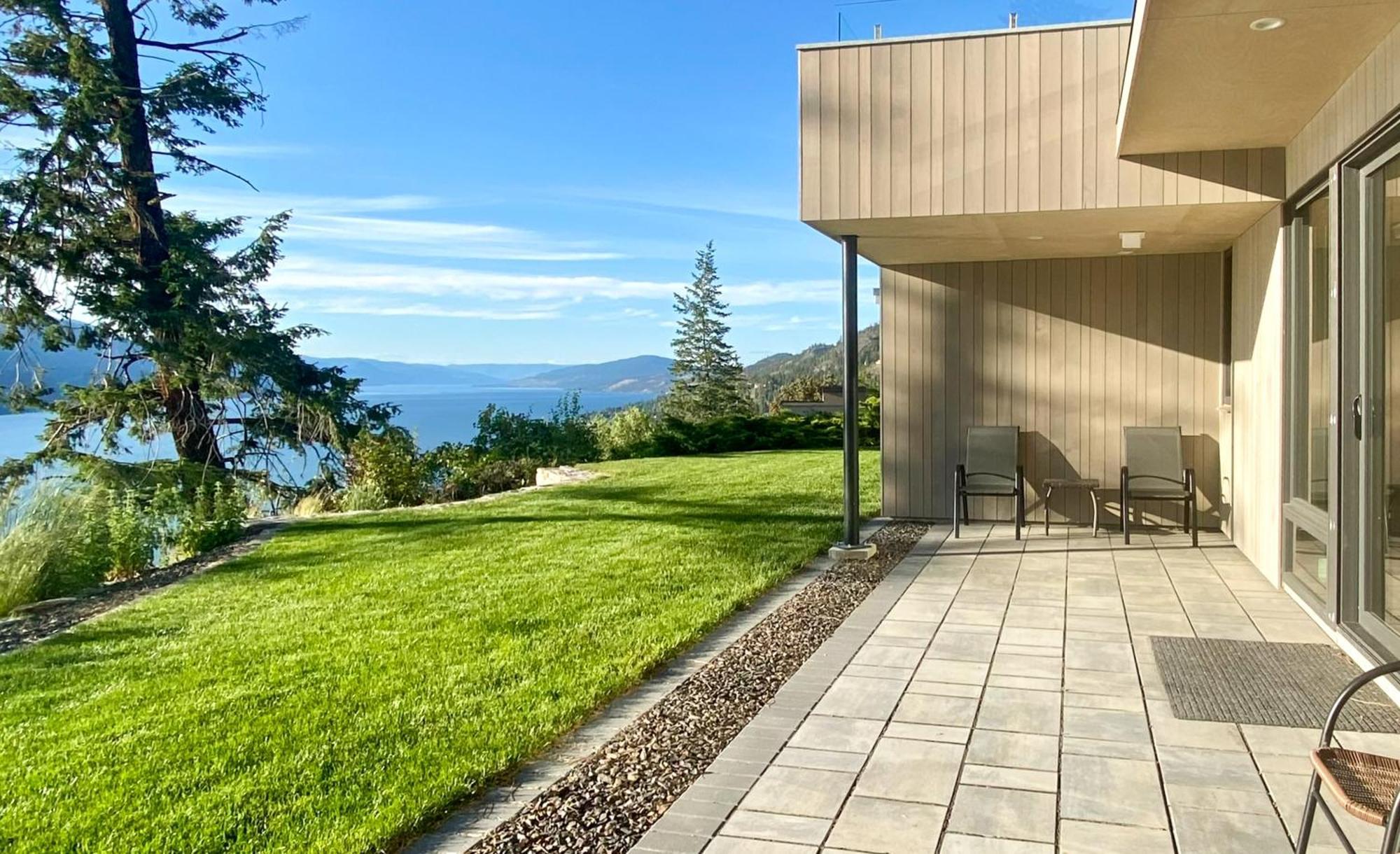 Kelowfornia Lakeview Retreat Келоуна Номер фото